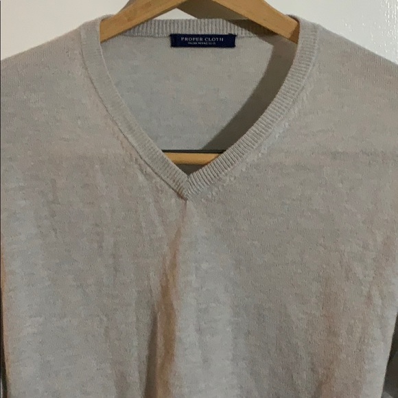 Proper Cloth Sz M 100 % Merino Wool - Picture 2 of 6